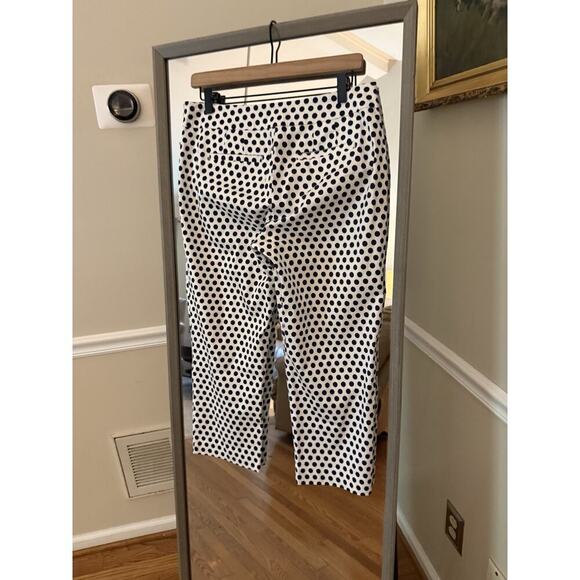 Ann Taylor White Navy Polka Dot Capri Pants Size 4 Stretch‎ - Picture 3 of 5